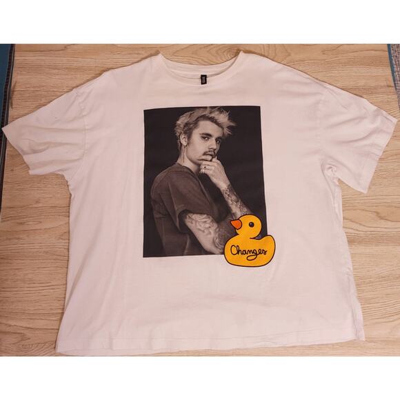 Justin Bieber Thrashed Changes Rubber Duck  Adult Teddy Bear T-shirt Size Large - Picture 1 of 5